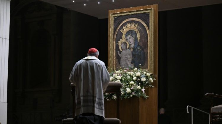 The Church in prayer for the Pope: Rosary in St. Peter's Square every evening